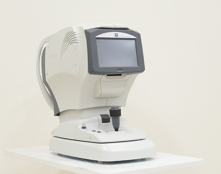 岐阜市 矢田眼科クリニック トノレフケラトメーター TONOREFⅢ (ニデック社製)